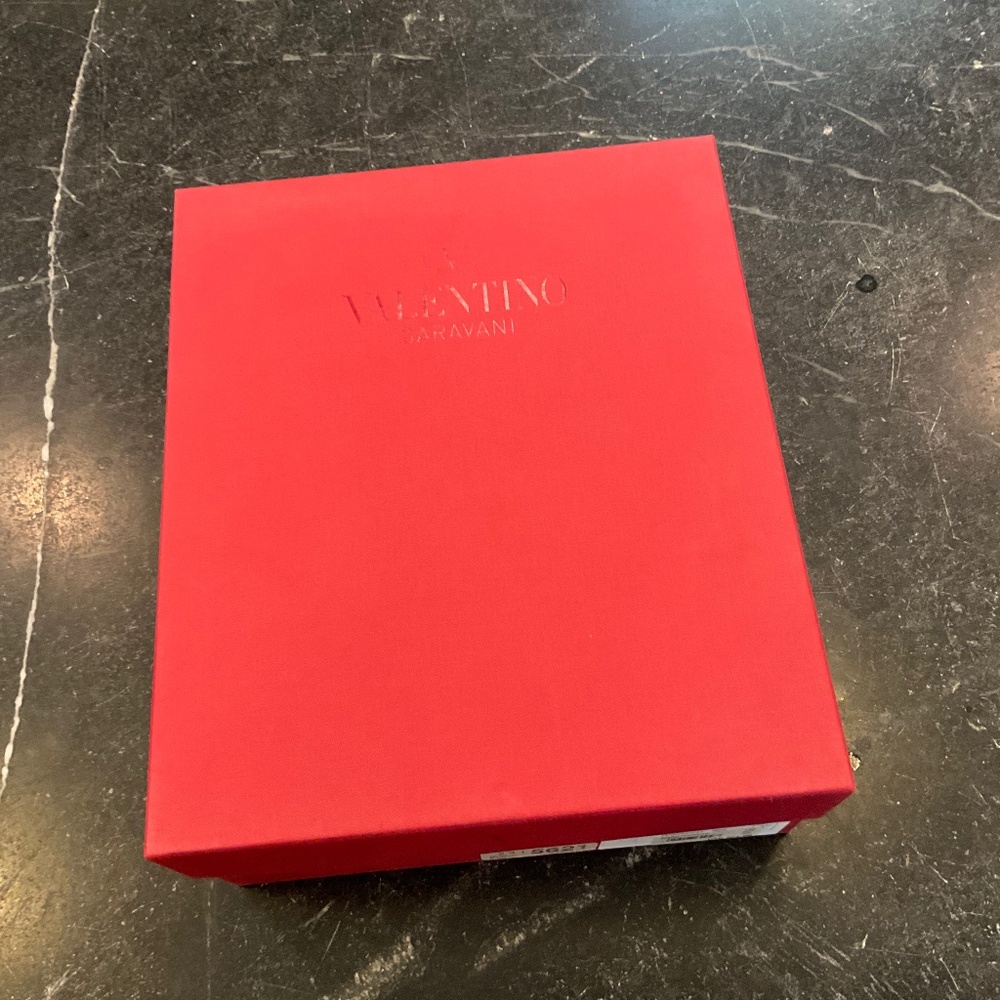 Valentino garavani box